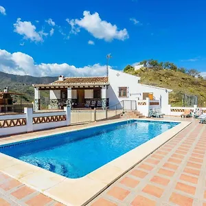 https://casa-cardo-almachar.es-andalucia.com